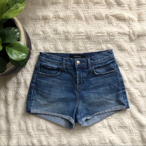 J Brand Gracie High Rise Cuffed Denim Shorts in Jagger Wash - Picture 2 of 10